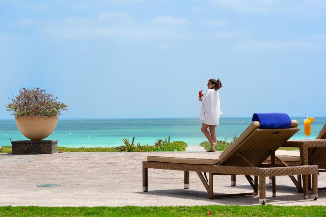 Crowne Plaza Duqm By Ihg Hotel Екстериор снимка